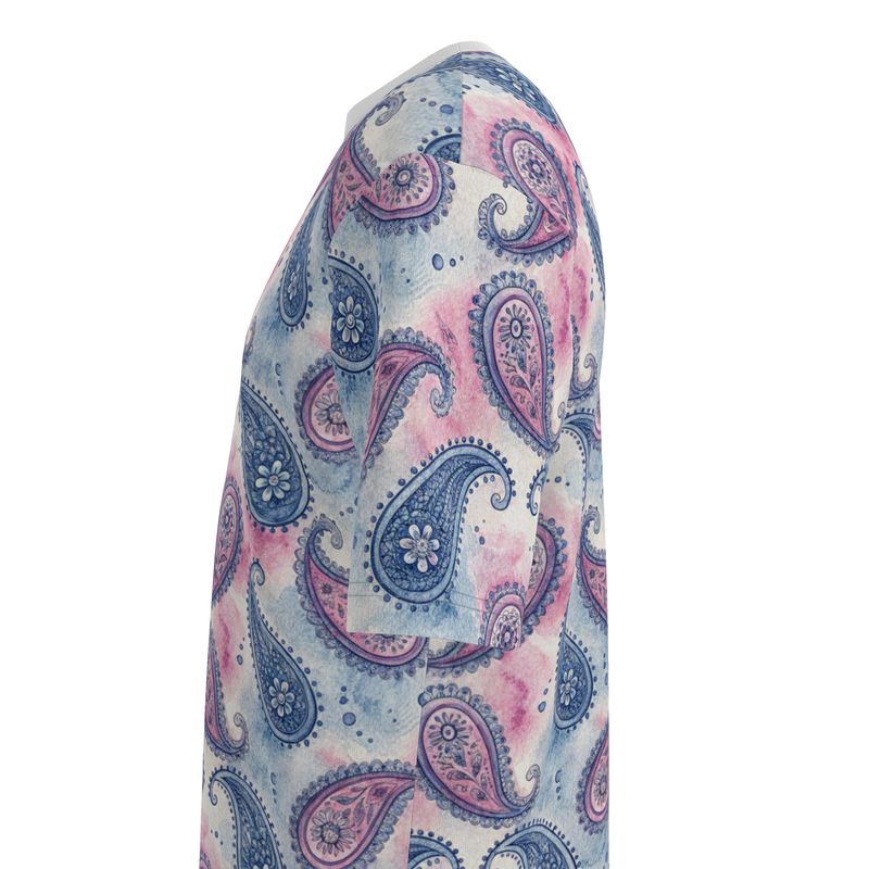 Oversized T-shirt paisley design